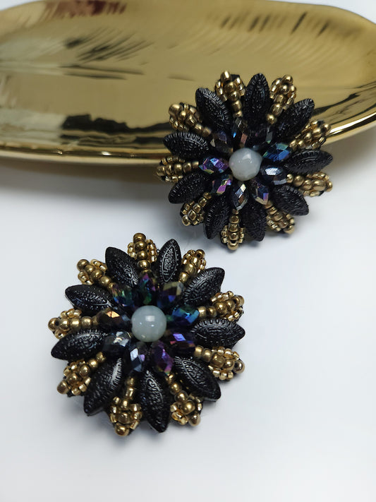 Flora Nero Studs