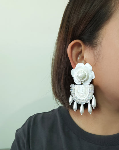 Willa Flower Earrings