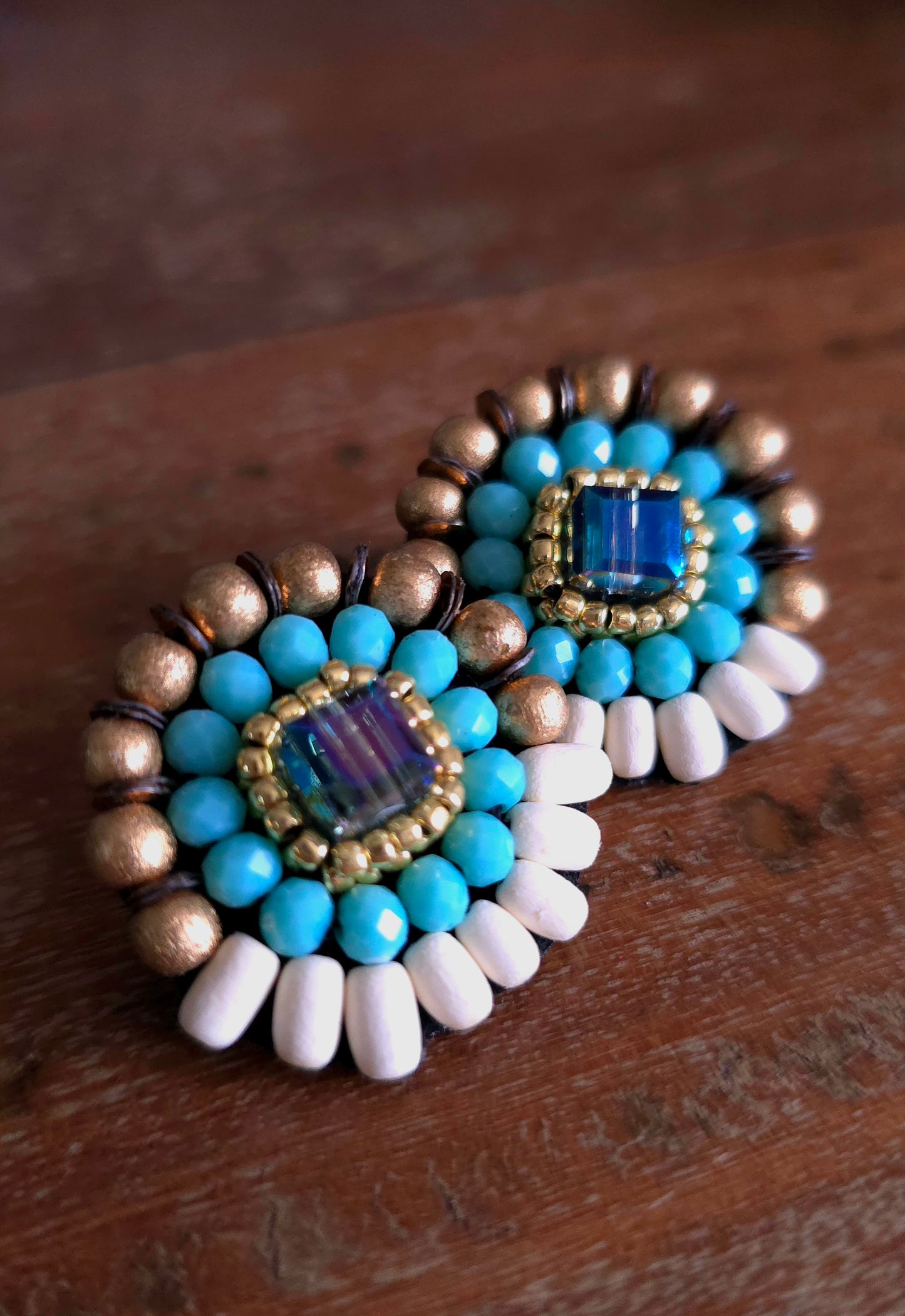 Etéreo Studs
