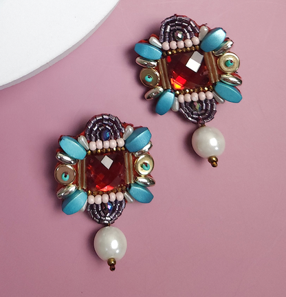 Chienna Pearl Studs